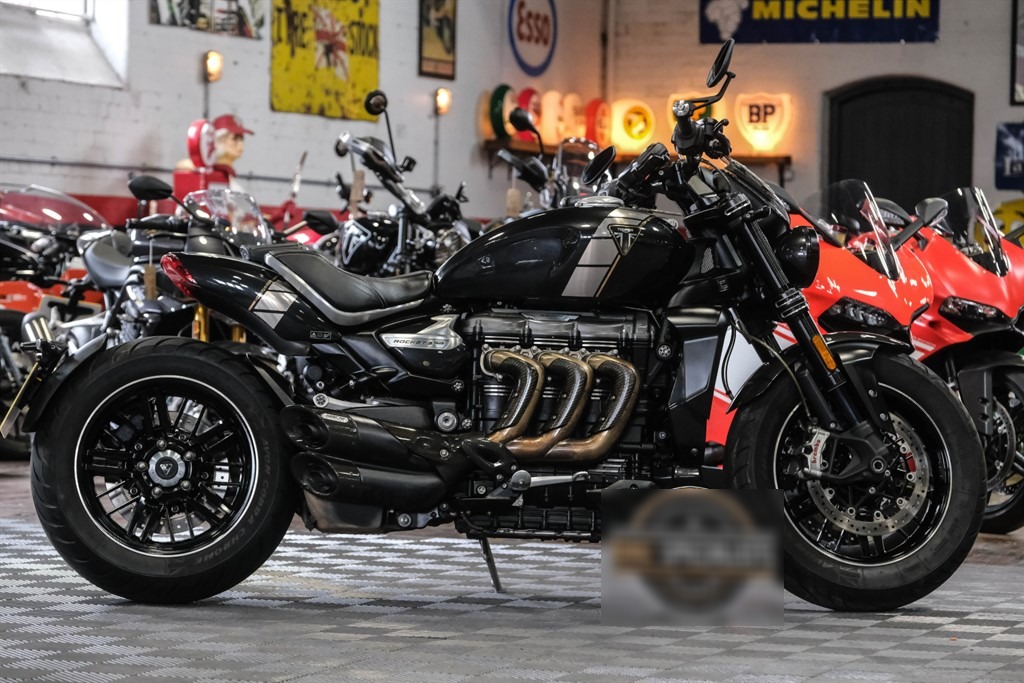 TRIUMPH ROCKET III